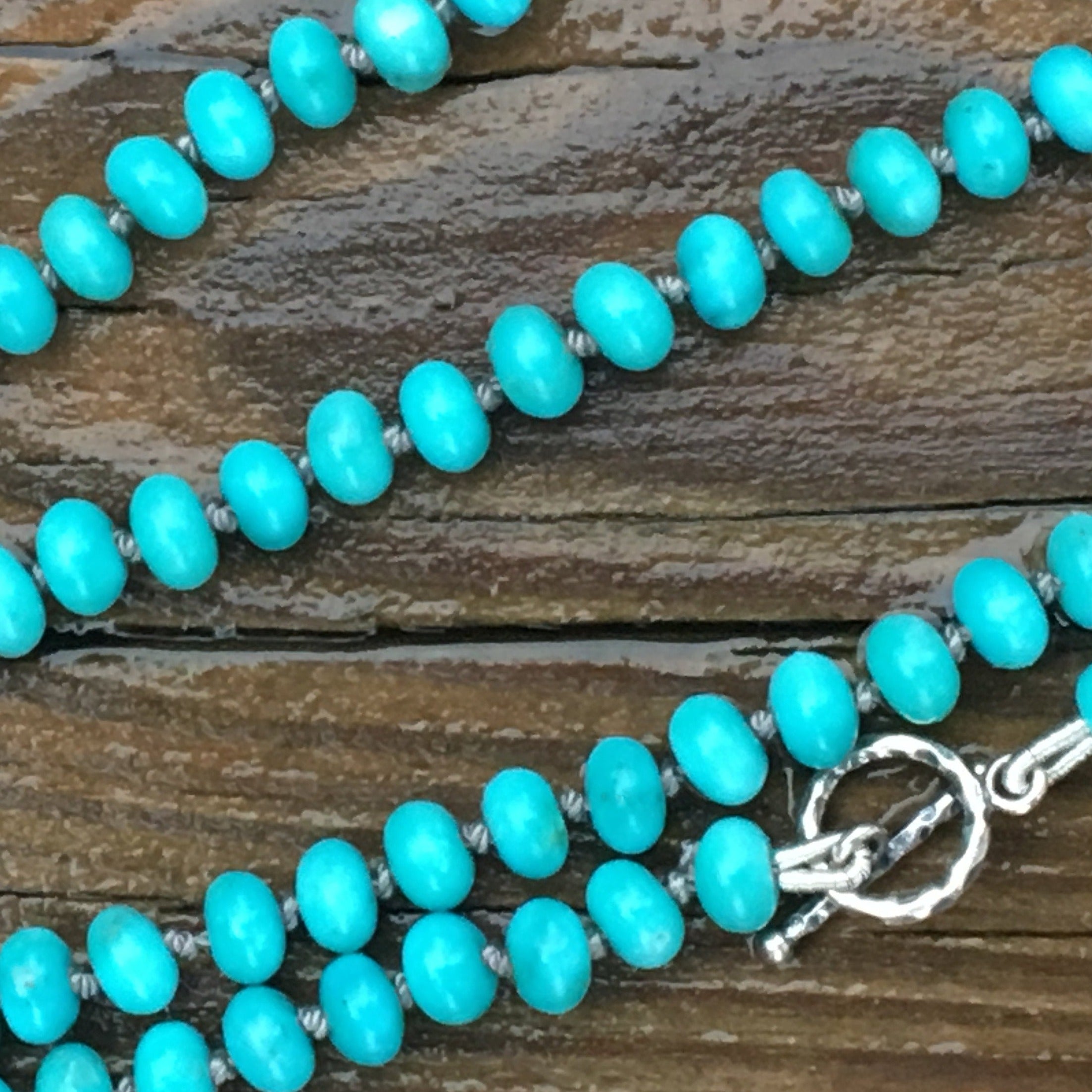 Mexican Turquoise Beaded Necklace